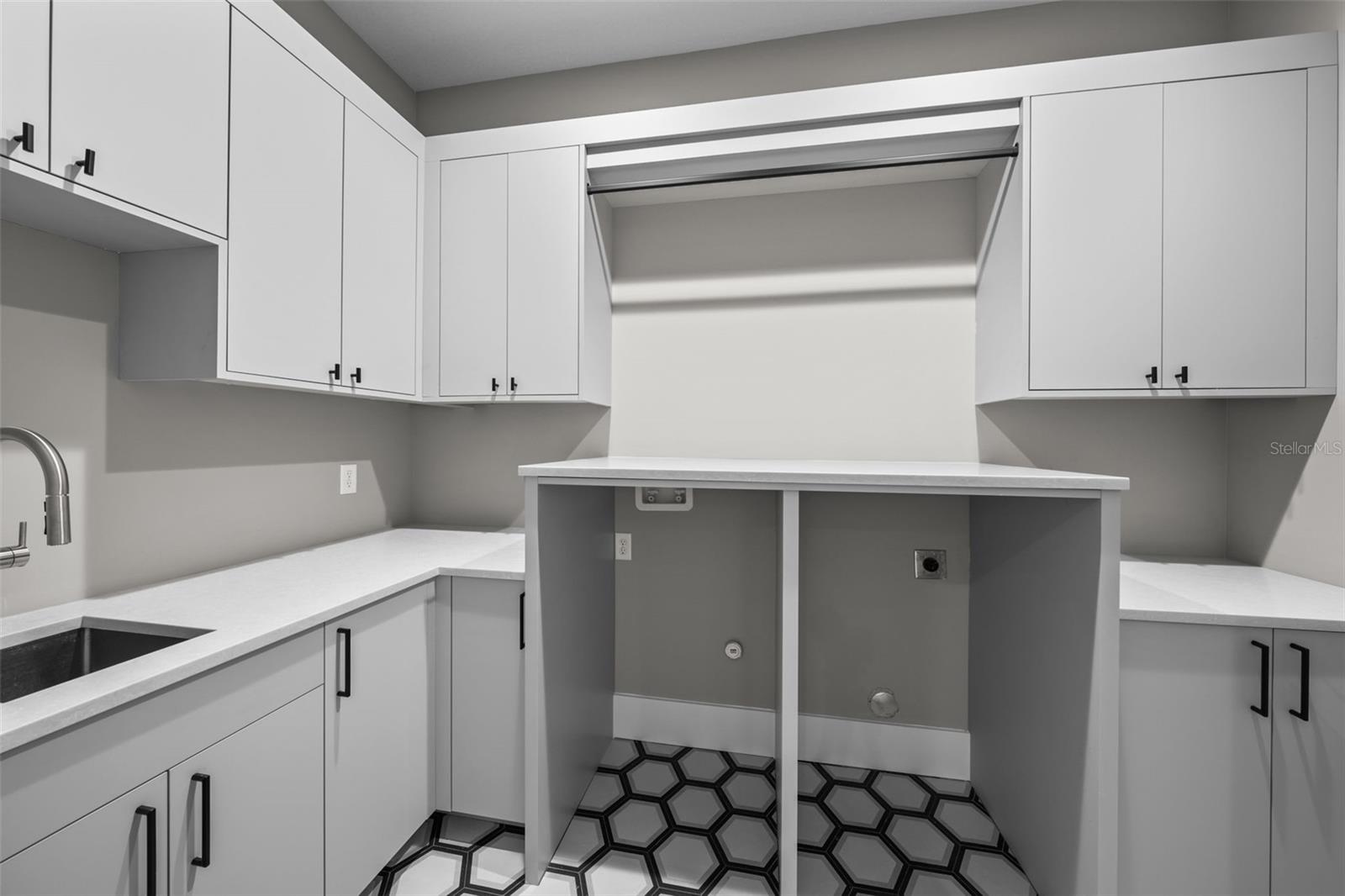 BEL MAR SHORES REV - Residential