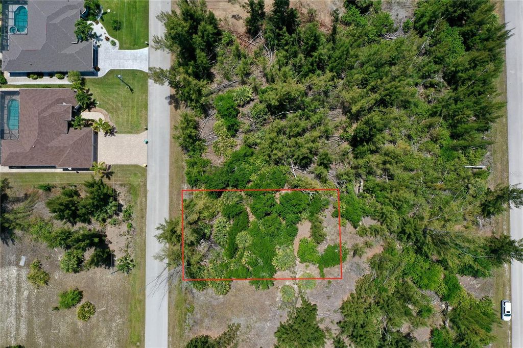 Photo of 8409 Antwerp Circle, Port Charlotte, FL 33981 (MLS # C7525613)