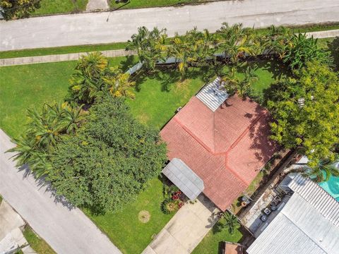 A home in PINELLAS PARK