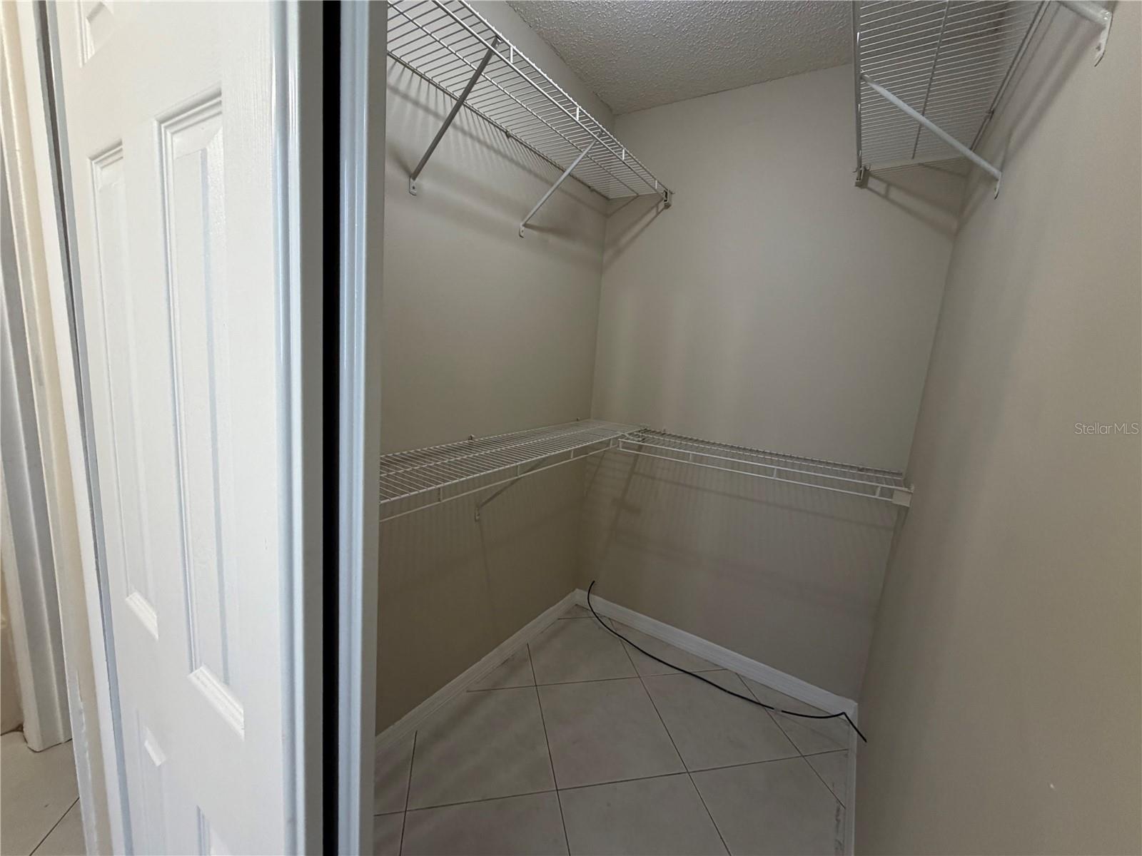 OAK HARBOUR SEC 3 A CONDO - Residential