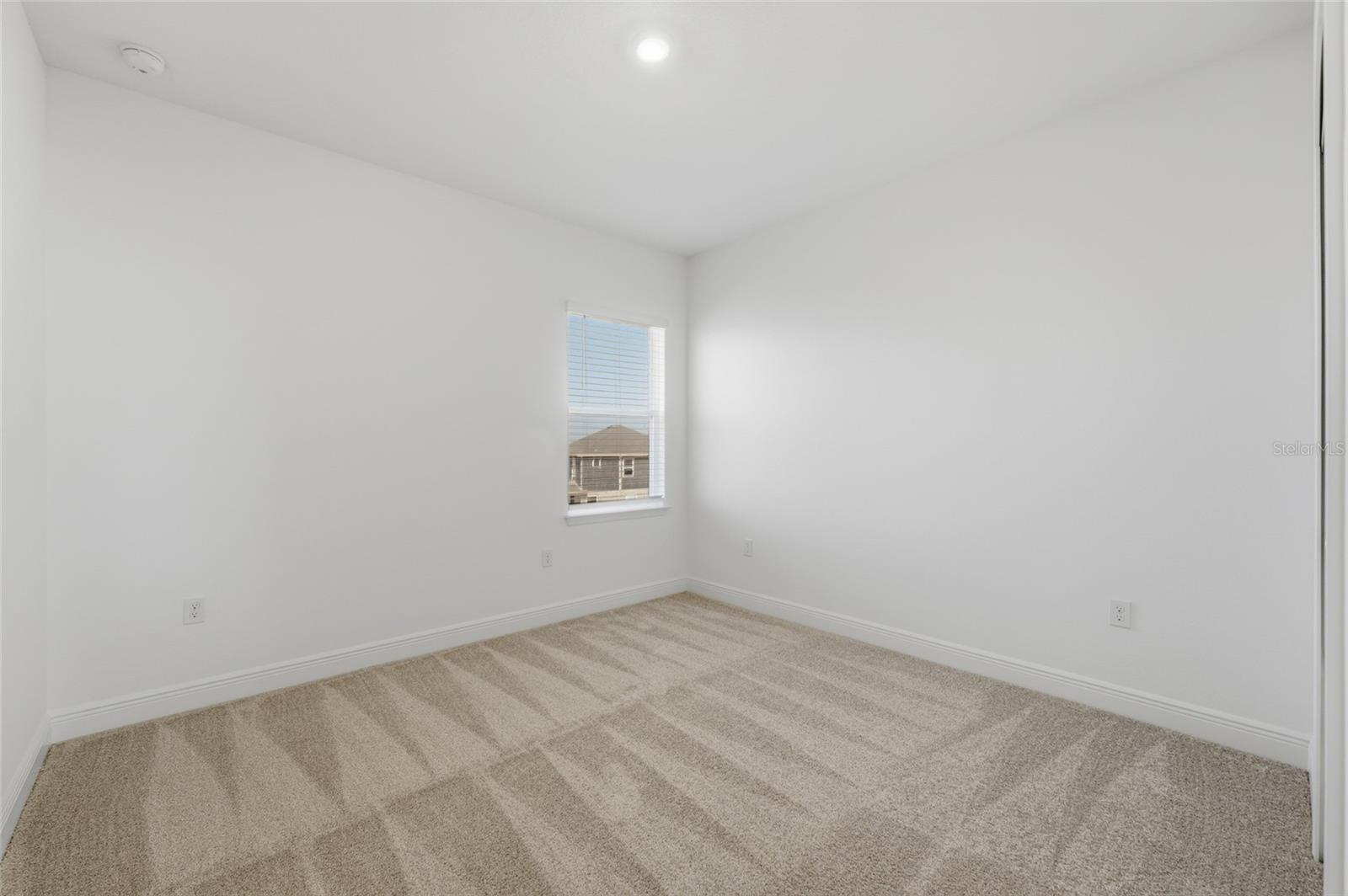 HILLS OF MINNEOLA - Residential Lease