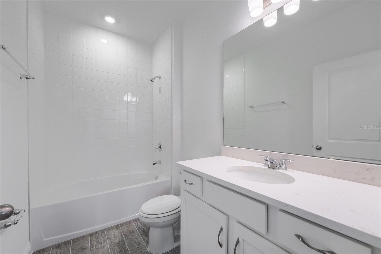 HILLS OF MINNEOLA - Residential Lease