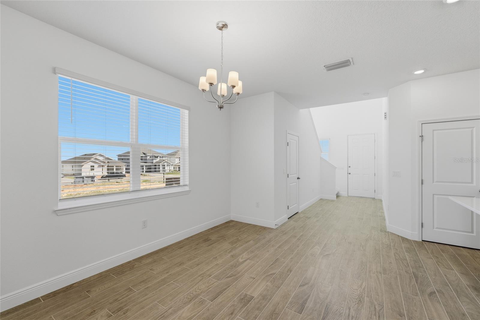 HILLS OF MINNEOLA - Residential Lease