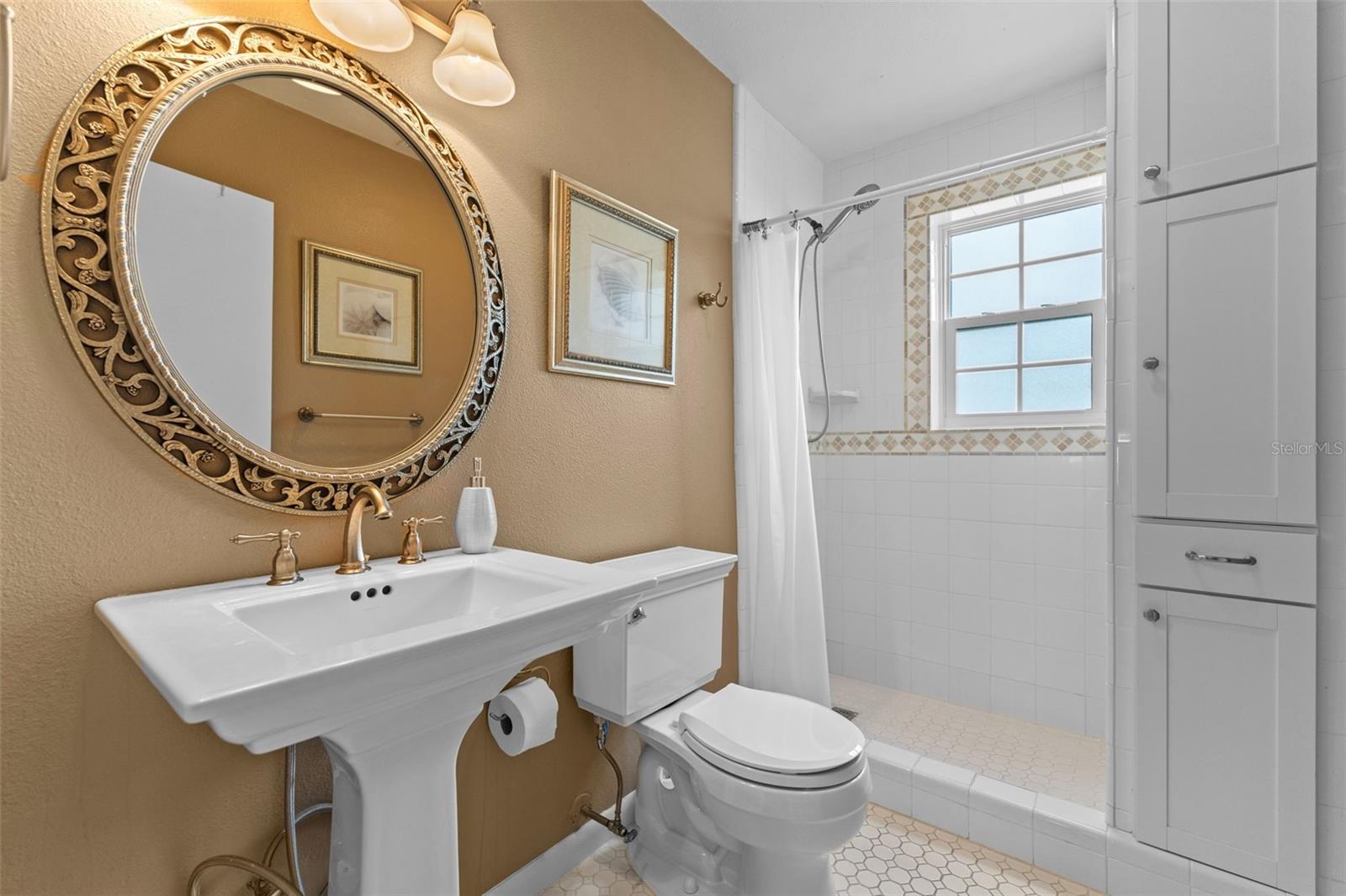 PINE HILLS BLKS 81-82 100 & 101 DELAND - Residential