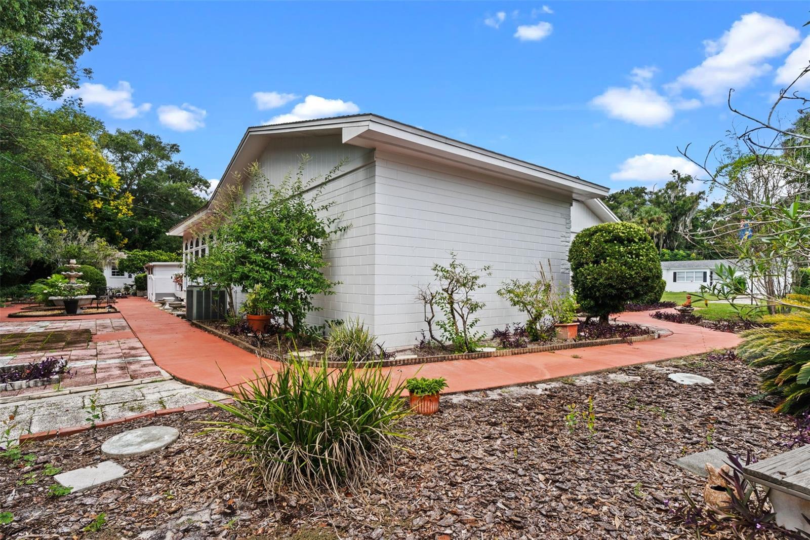 PINE HILLS BLKS 81-82 100 & 101 DELAND - Residential