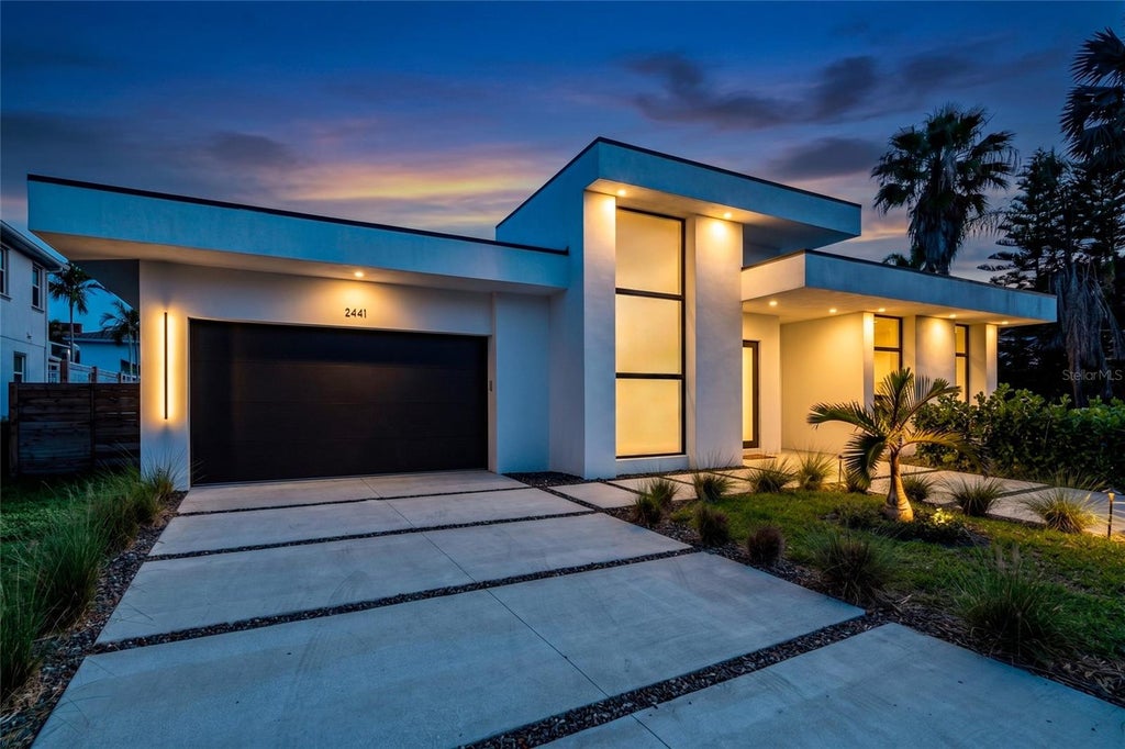 Photo of 2441 Webber Street, Sarasota, FL 34239 (MLS # S5149848)