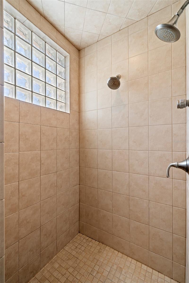 VILLAS AT MARITANA CONDO - Residential