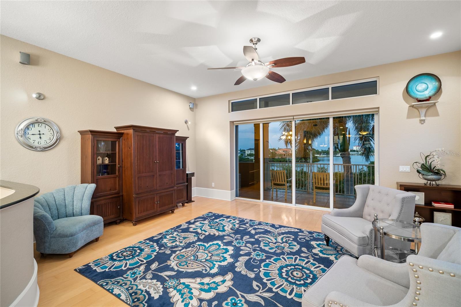 VILLAS AT MARITANA CONDO - Residential