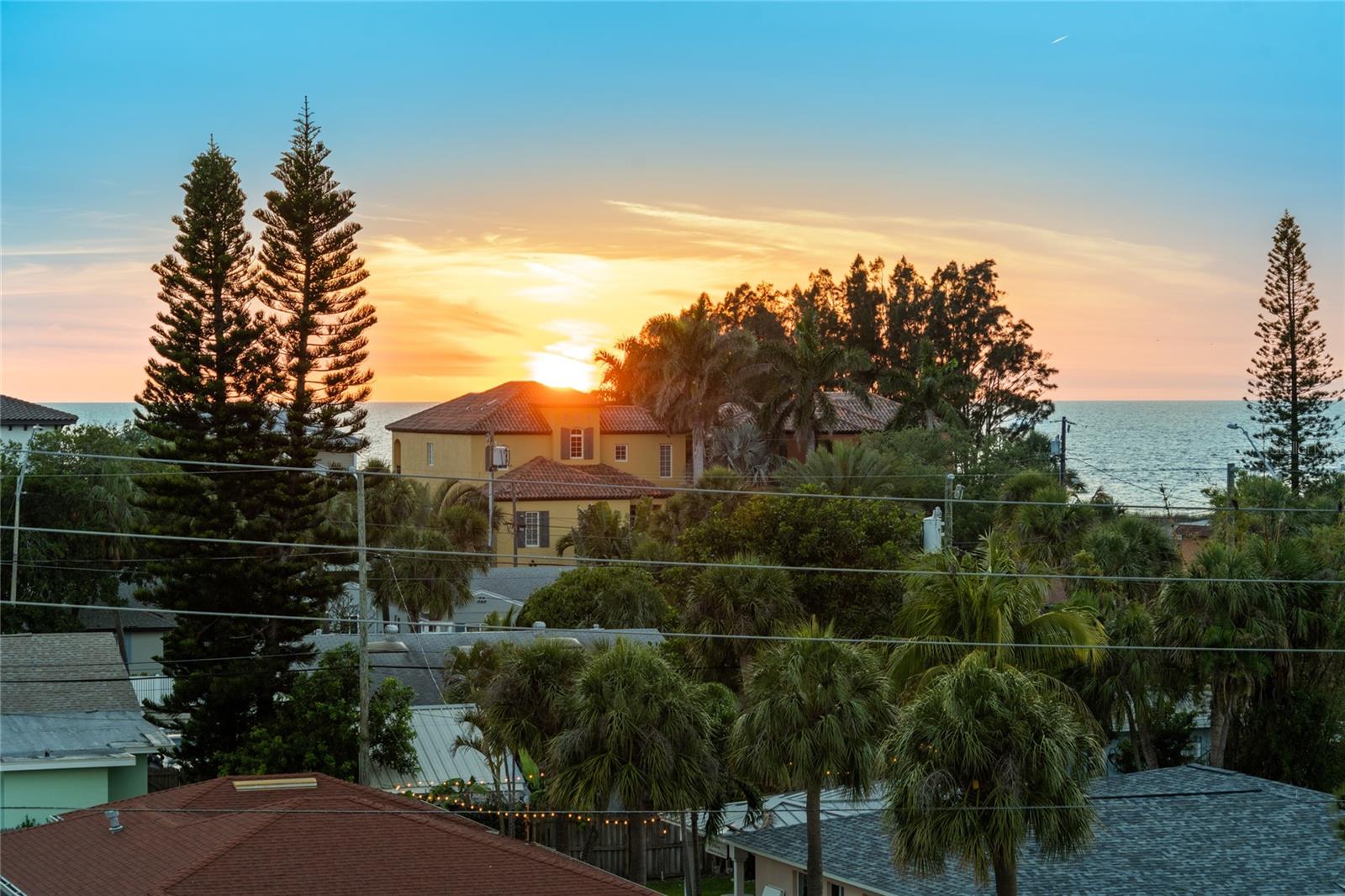 VILLAS AT MARITANA CONDO - Residential