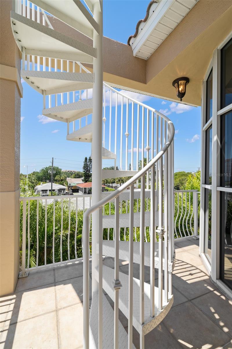 VILLAS AT MARITANA CONDO - Residential