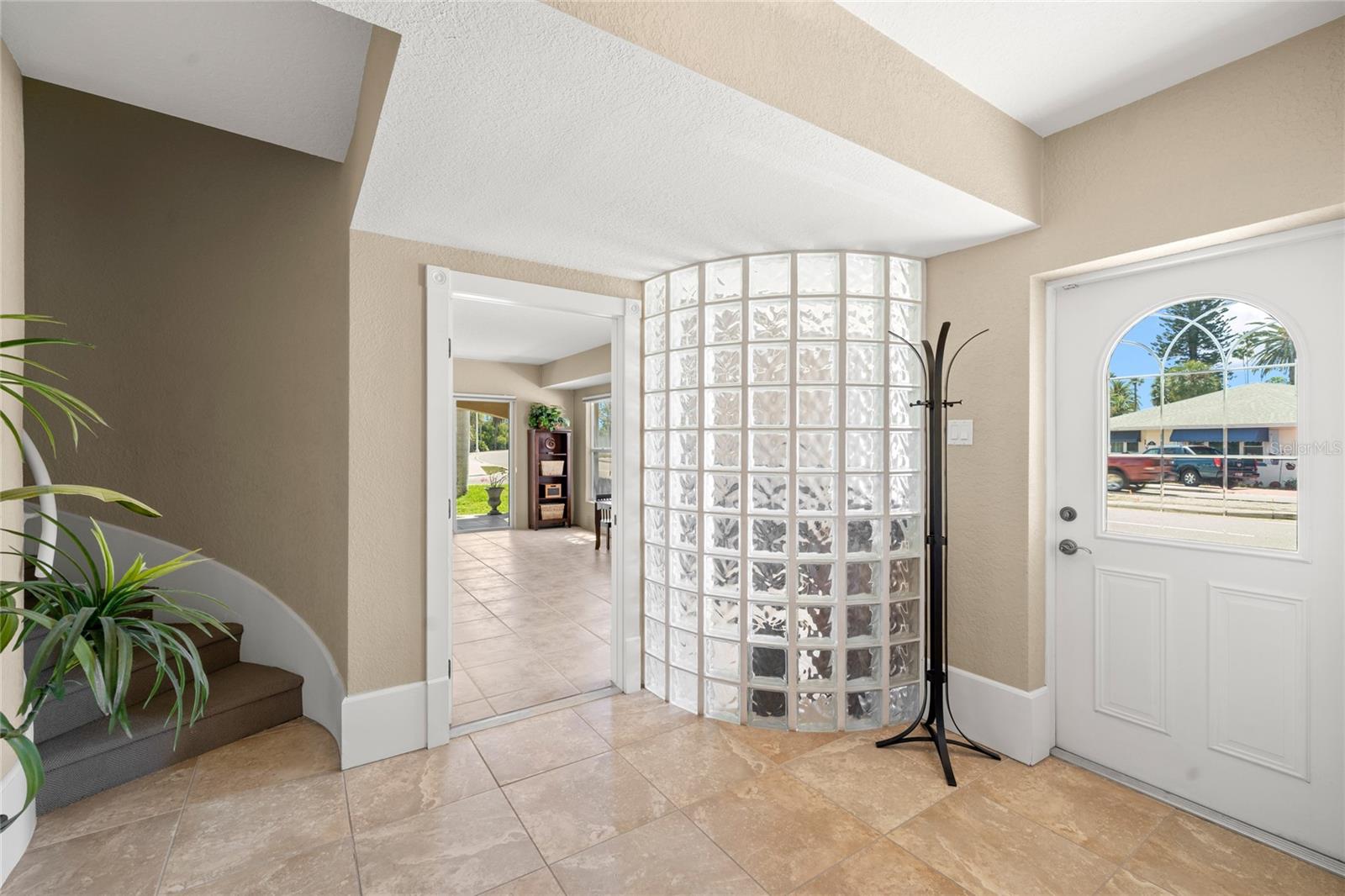 VILLAS AT MARITANA CONDO - Residential