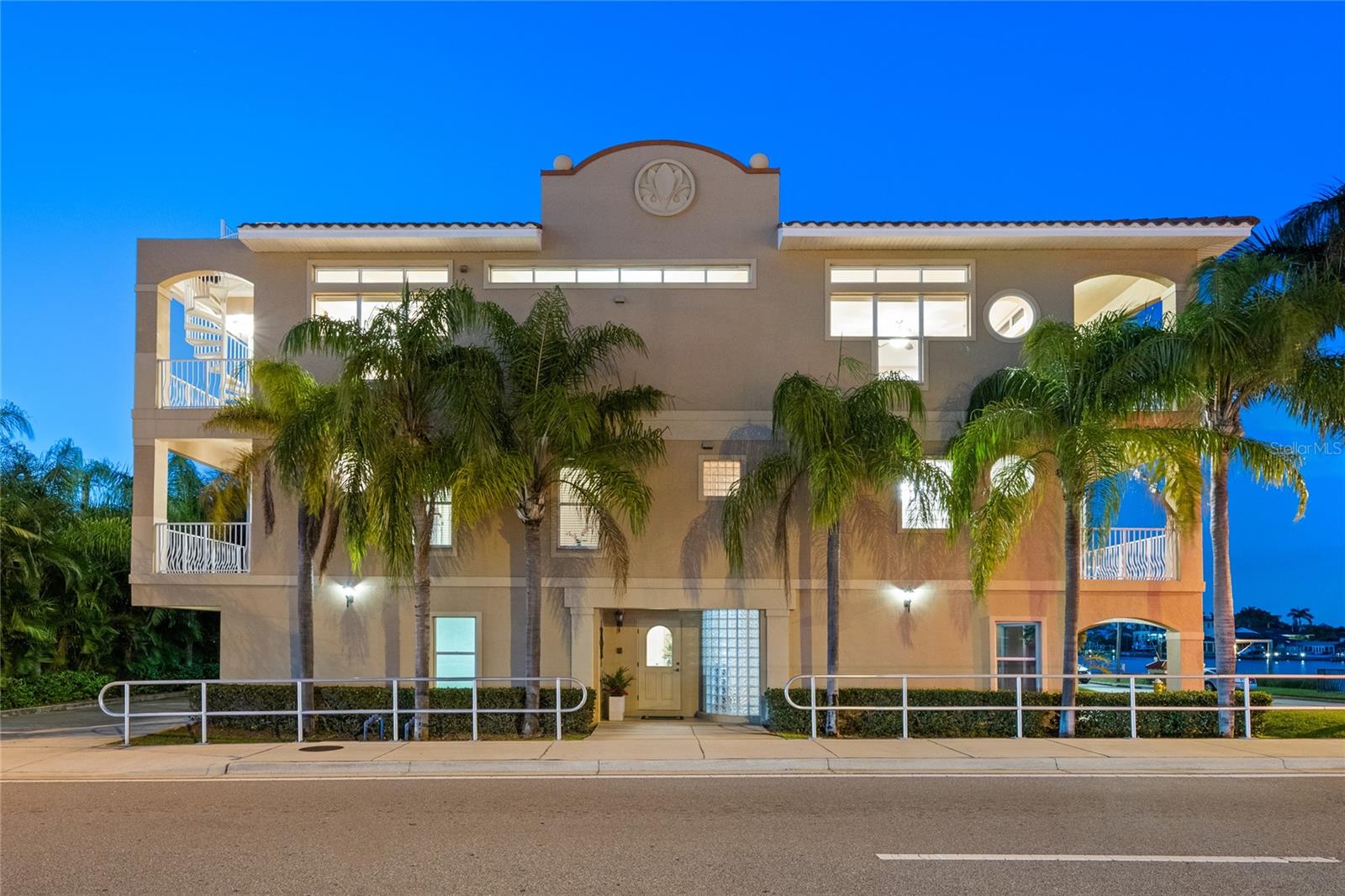 VILLAS AT MARITANA CONDO - Residential