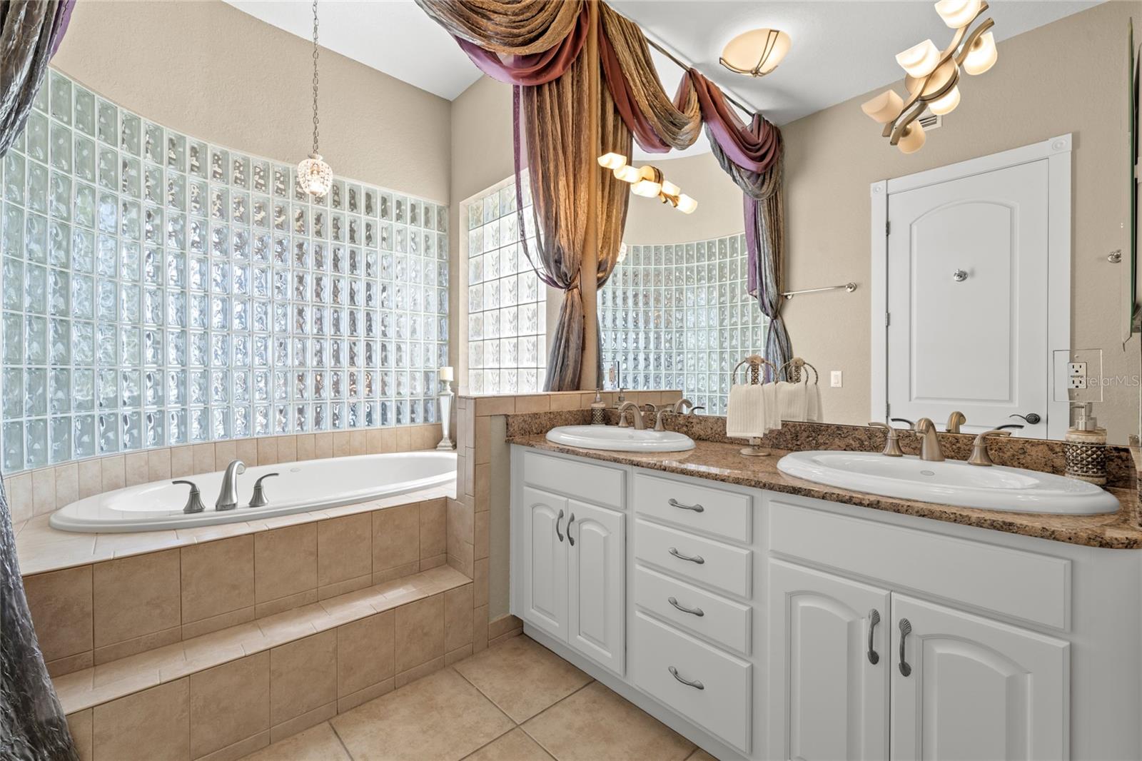 VILLAS AT MARITANA CONDO - Residential