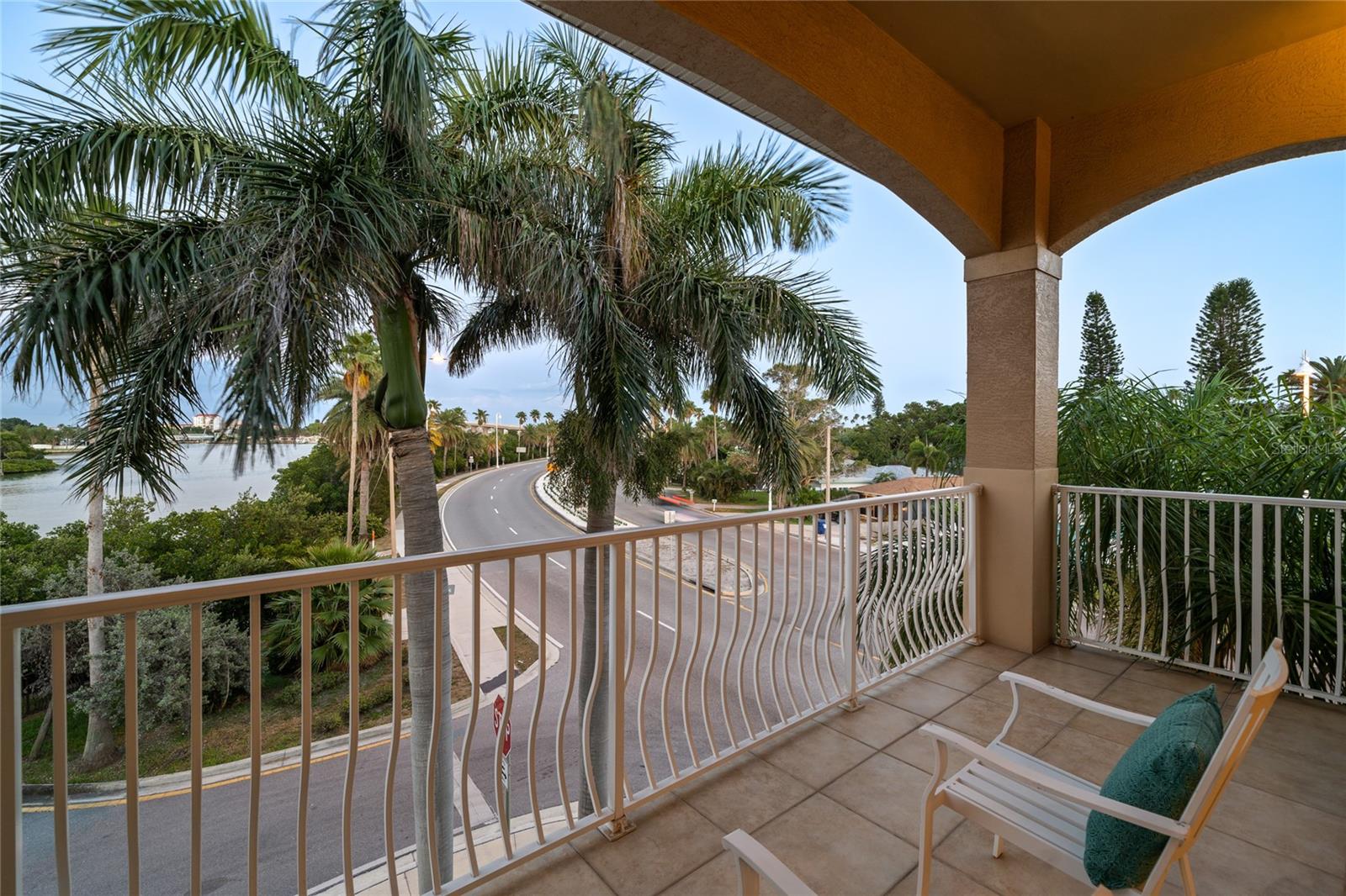 VILLAS AT MARITANA CONDO - Residential