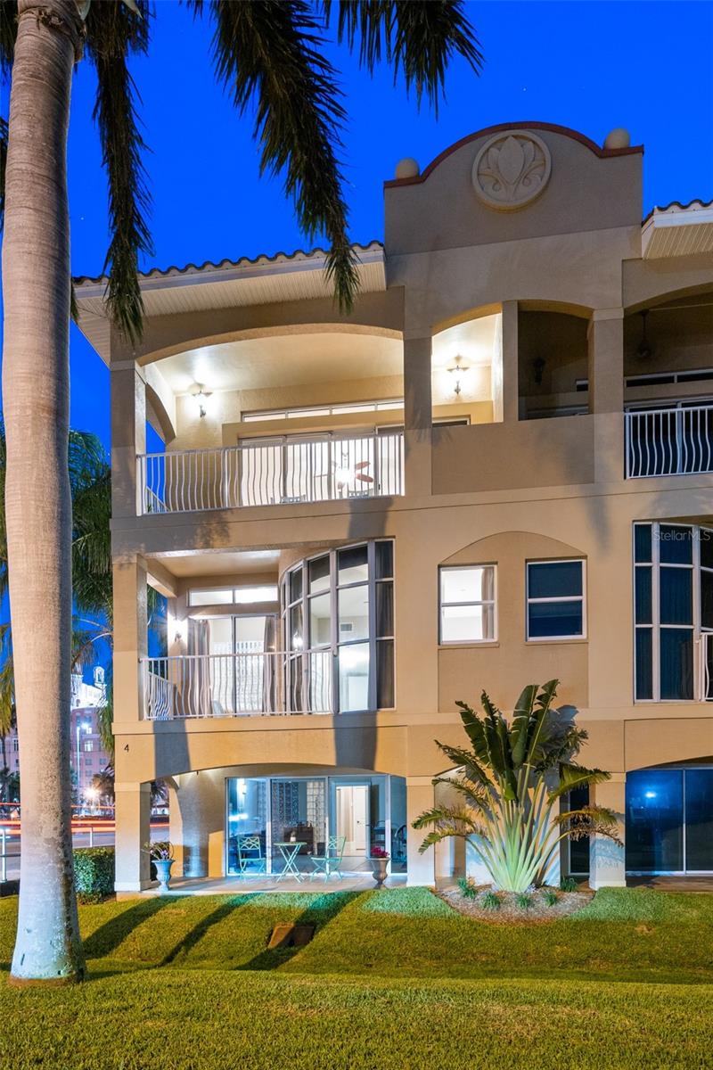 VILLAS AT MARITANA CONDO - Residential