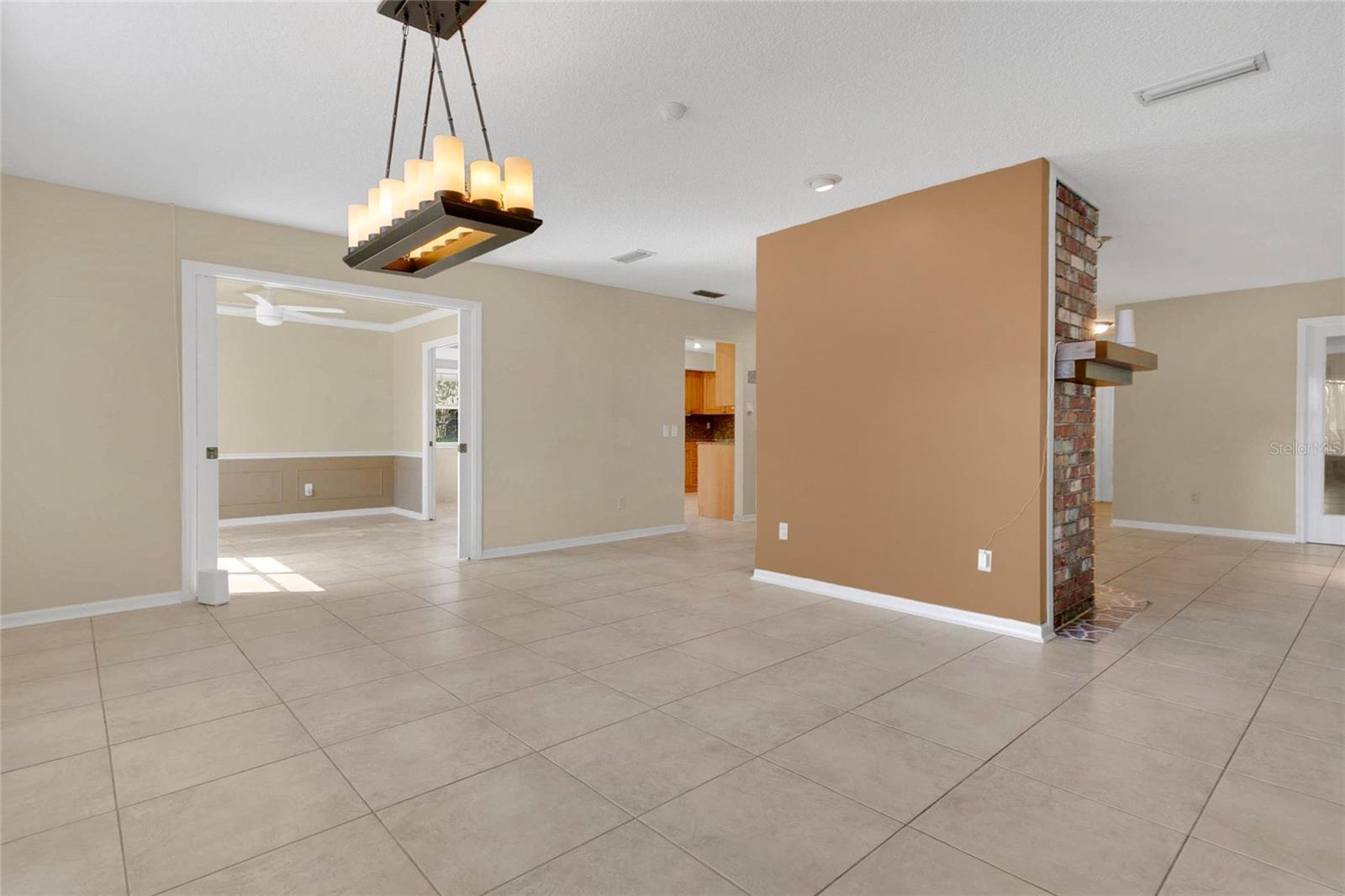 RIO PINAR ESTATES - Residential