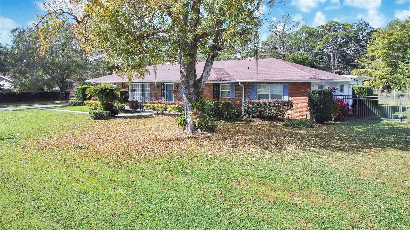 RIO PINAR ESTATES - Residential