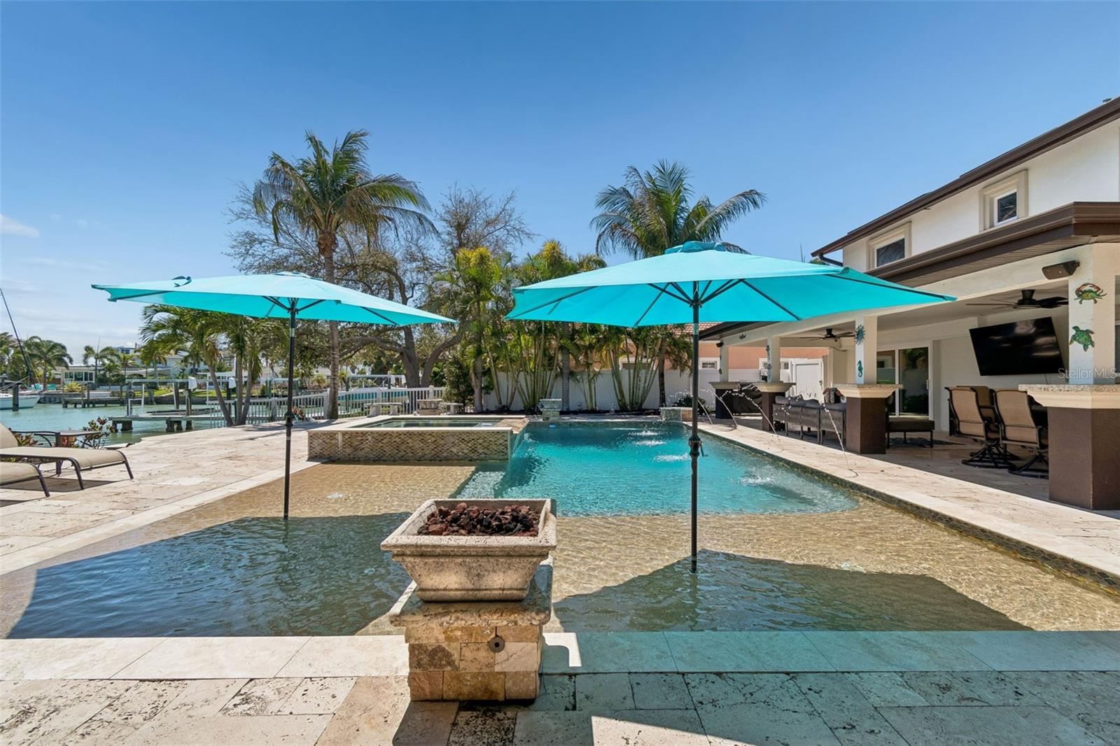 PARADISE ISLAND 5TH ADD - Residential