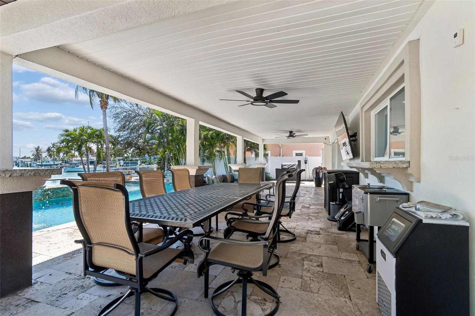 PARADISE ISLAND 5TH ADD - Residential