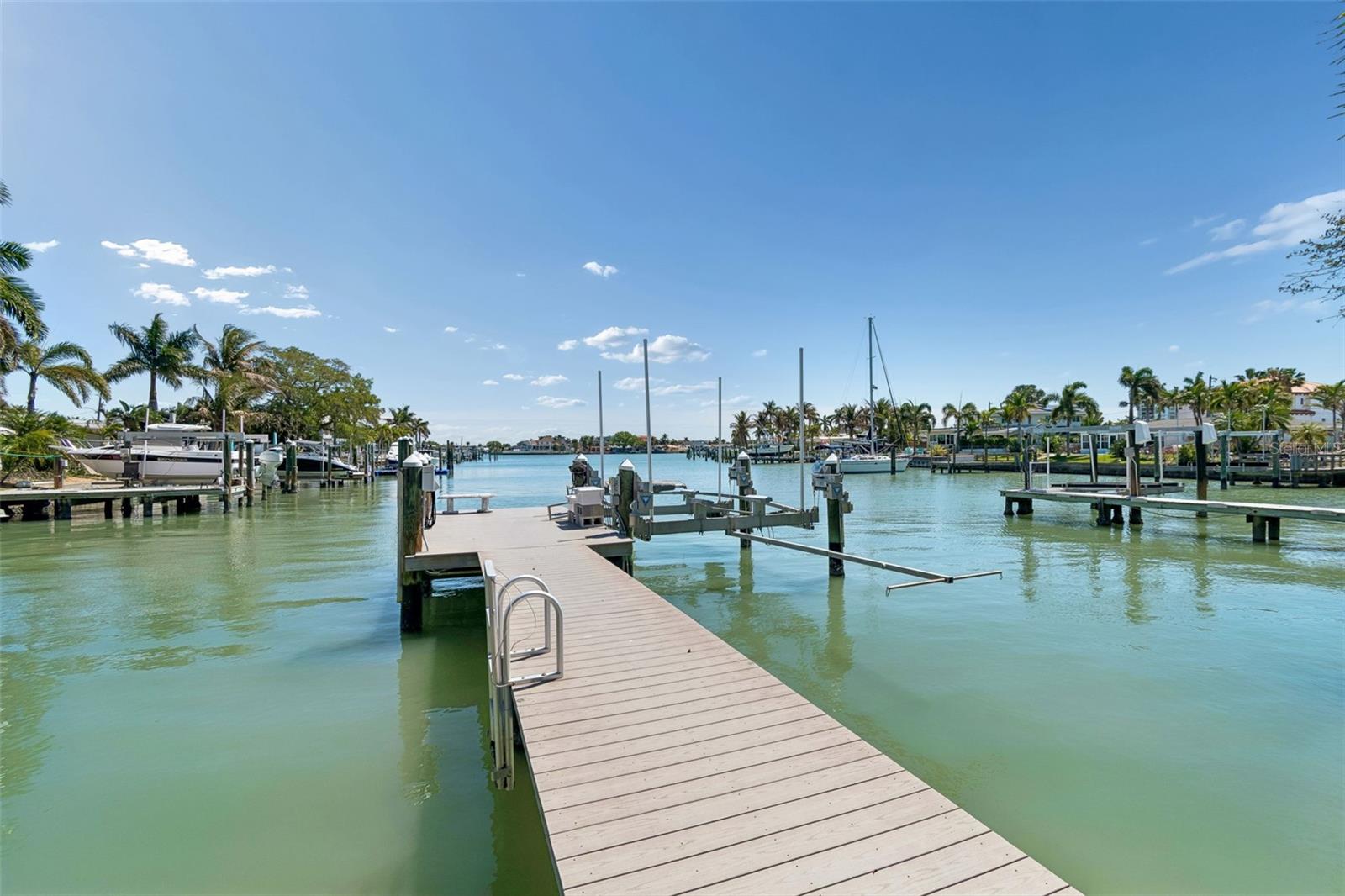 PARADISE ISLAND 5TH ADD - Residential