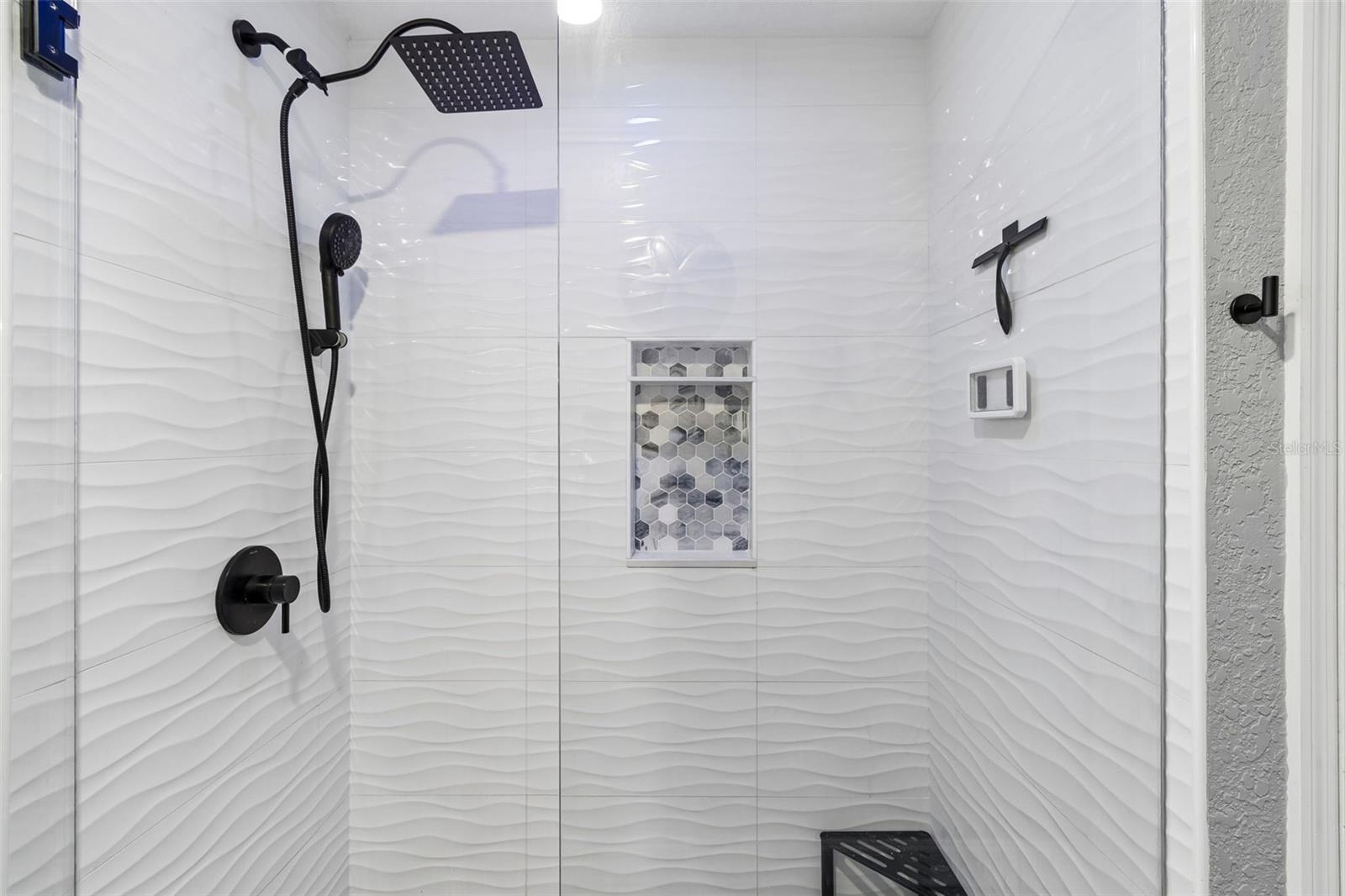 PARADISE ISLAND 5TH ADD - Residential