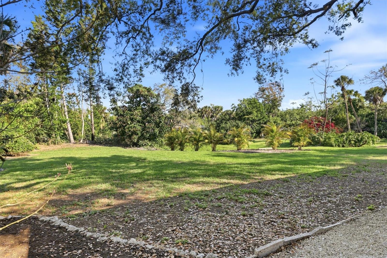 GULF GATE EAST - Residential