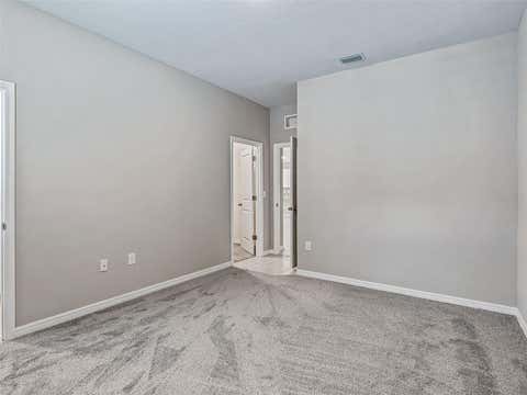 Tiny photo for 5208 NW 46th Lane Road, Ocala, FL 34482 (MLS # OM728226)