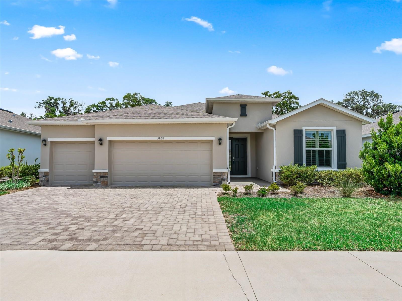5208 NW 46TH LANE ROAD