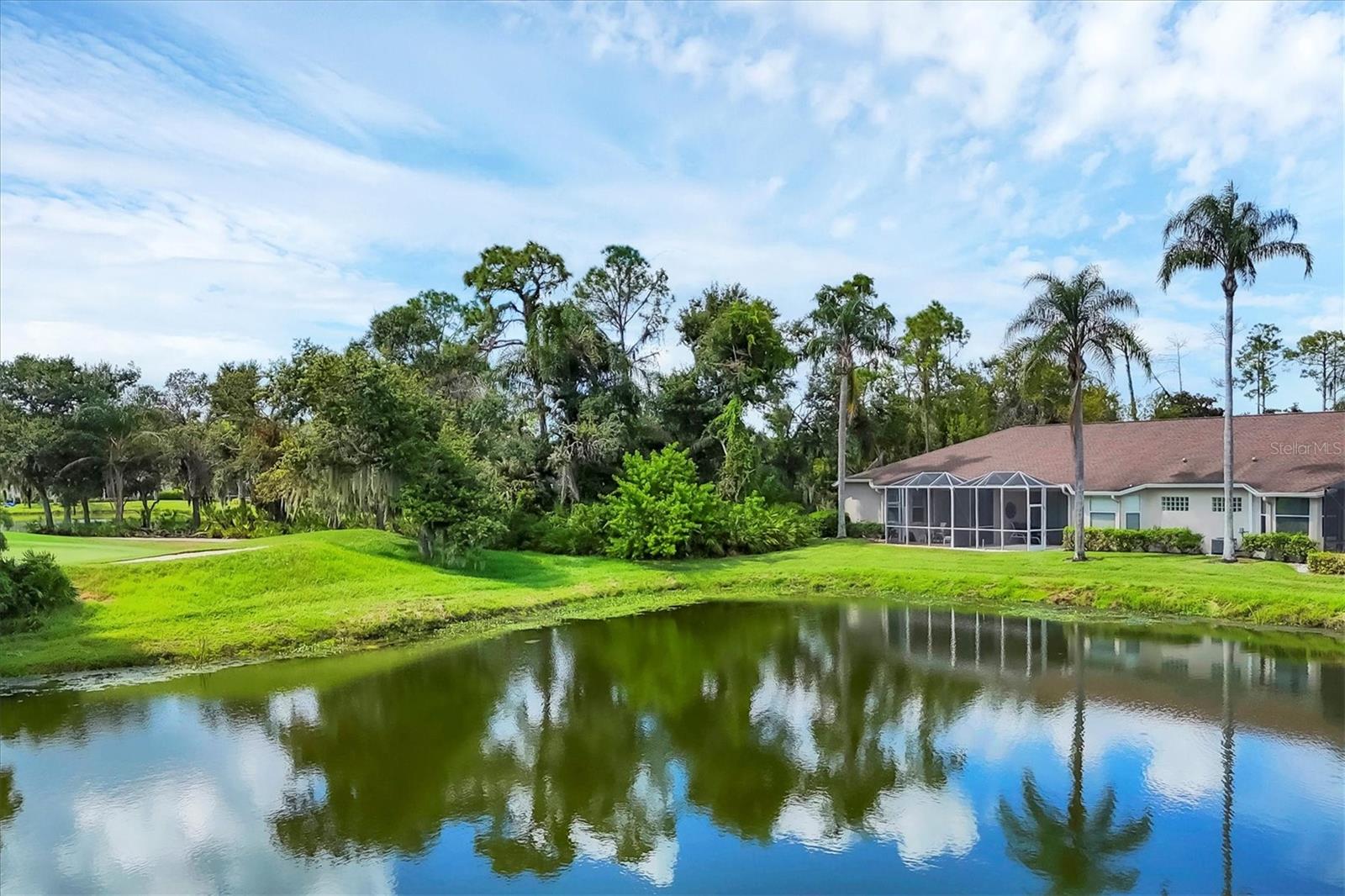 HERITAGE OAKS GOLF & COUNTRY CLUB - Residential