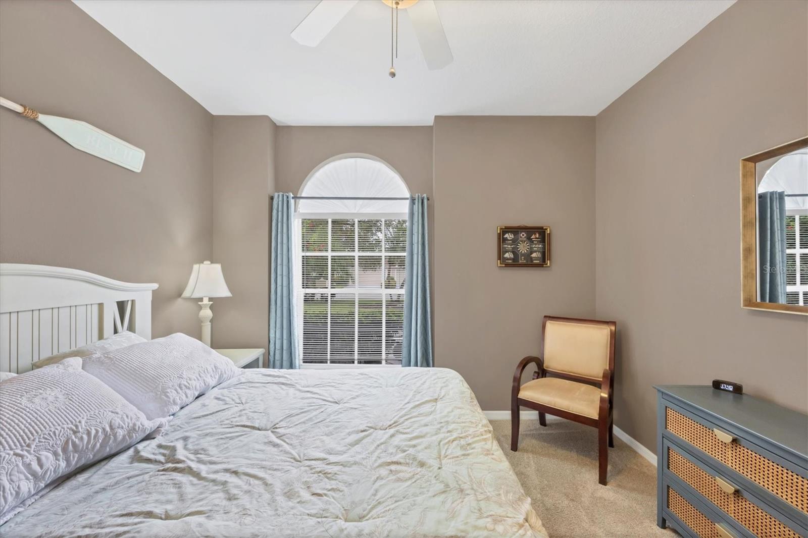 HERITAGE OAKS GOLF & COUNTRY CLUB - Residential