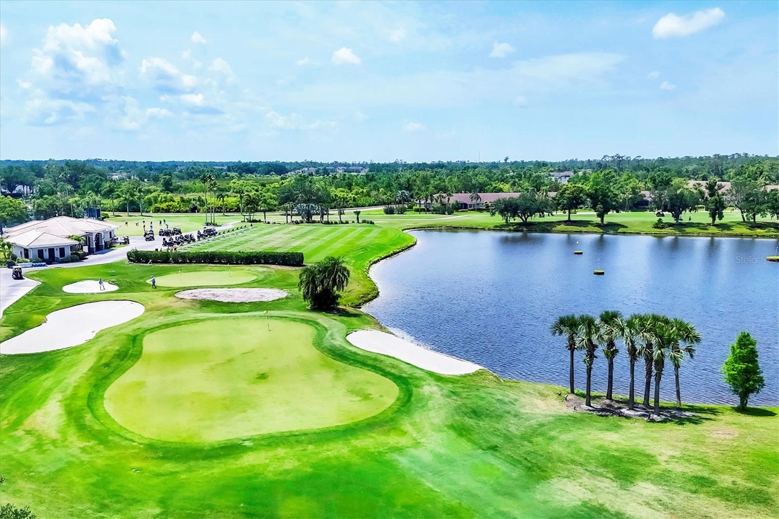 HERITAGE OAKS GOLF & COUNTRY CLUB - Residential