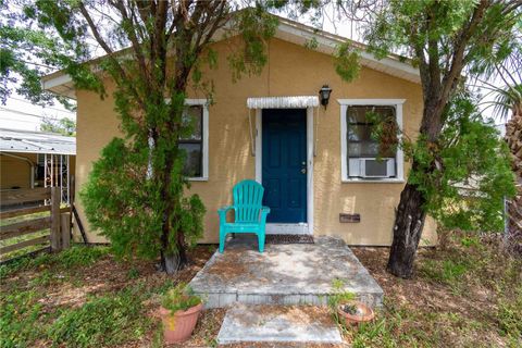 1142 7TH STREET NW LARGO FL 33770