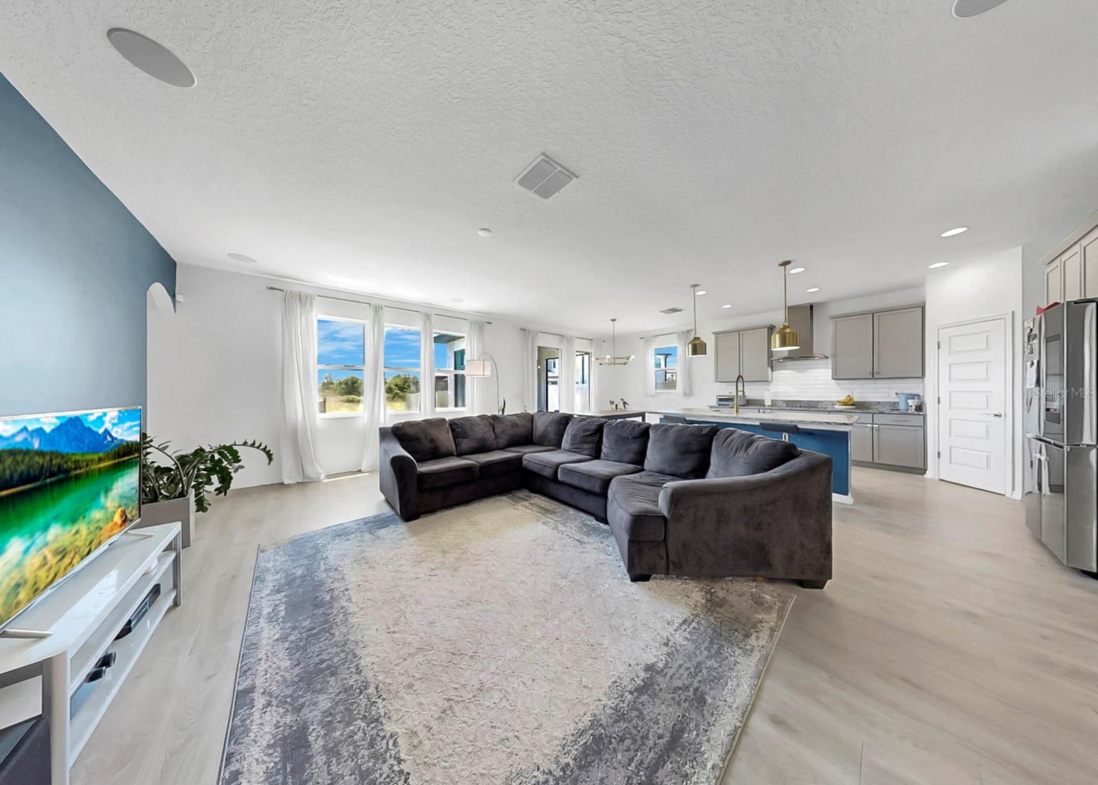 CEDARBROOK - Residential