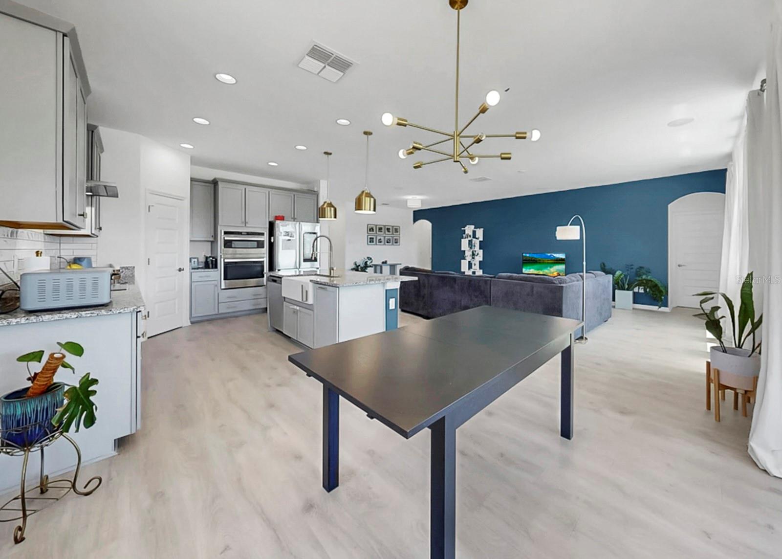 CEDARBROOK - Residential