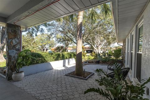 A home in PALM HARBOR