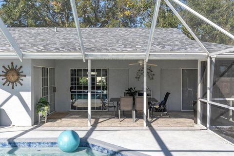 A home in PALM HARBOR