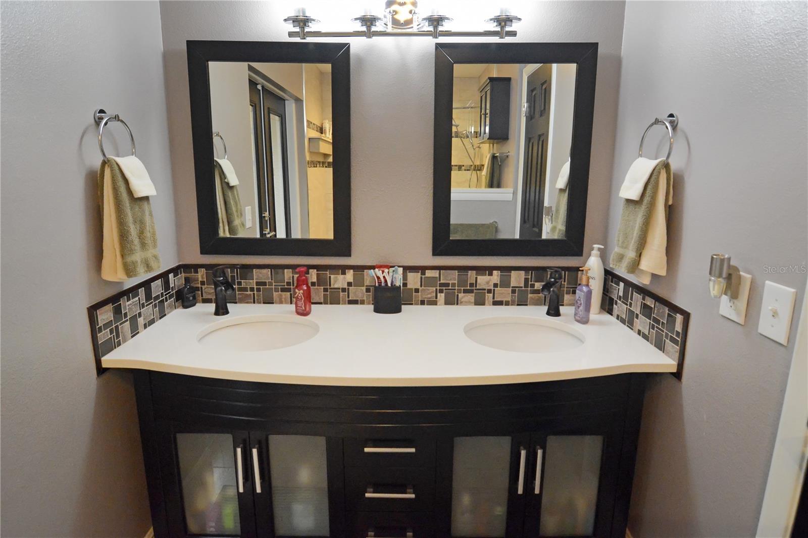 HOWELL COVE 2ND SEC - Residential