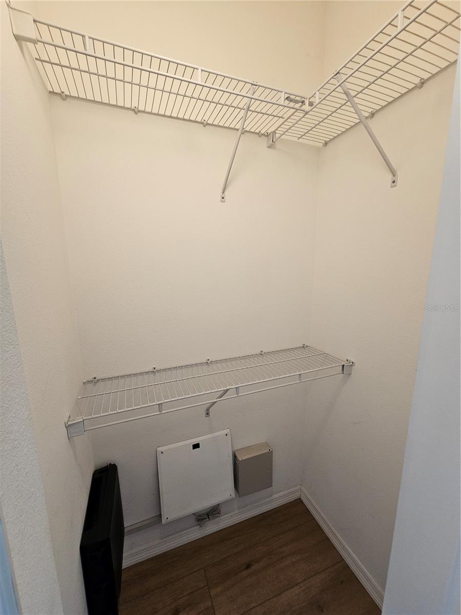 SWAN VIEW TWNHMS - Residential