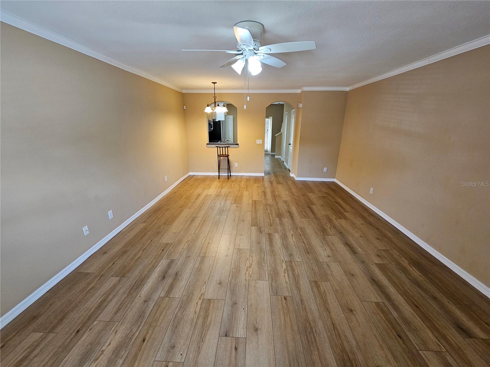 SWAN VIEW TWNHMS - Residential