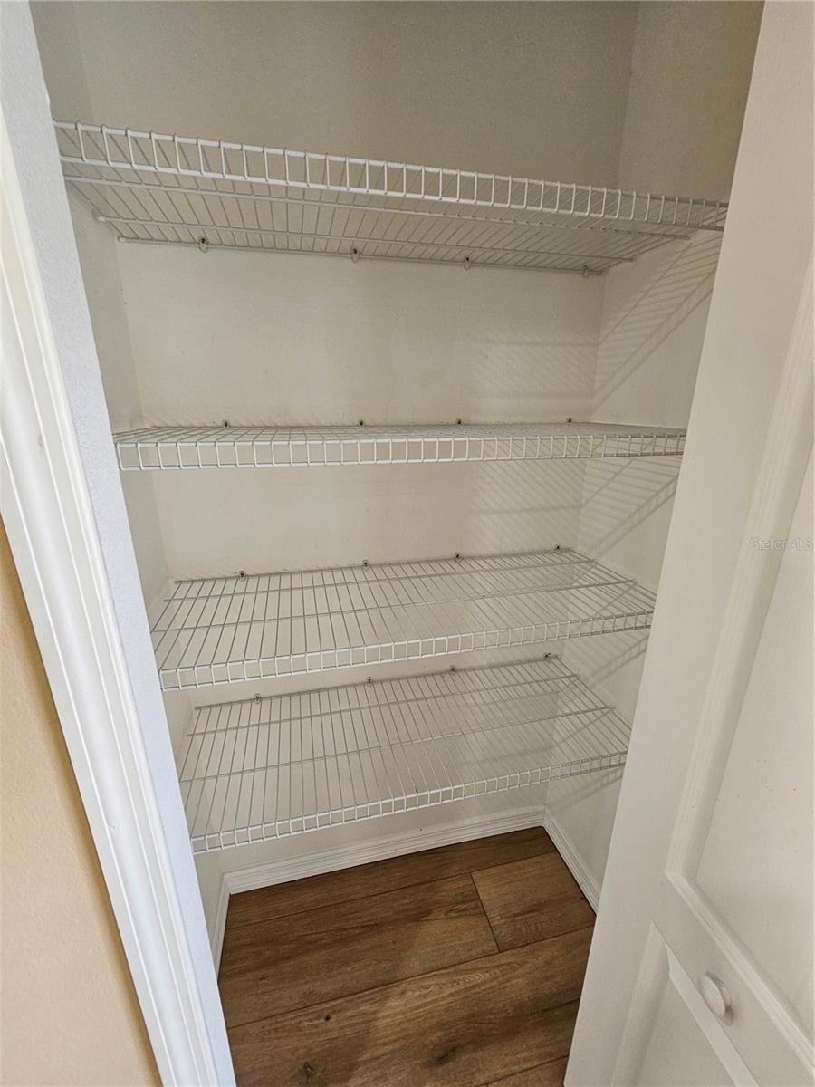 SWAN VIEW TWNHMS - Residential