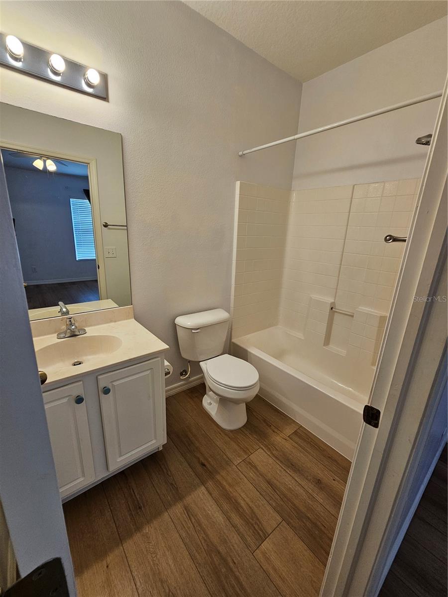 SWAN VIEW TWNHMS - Residential