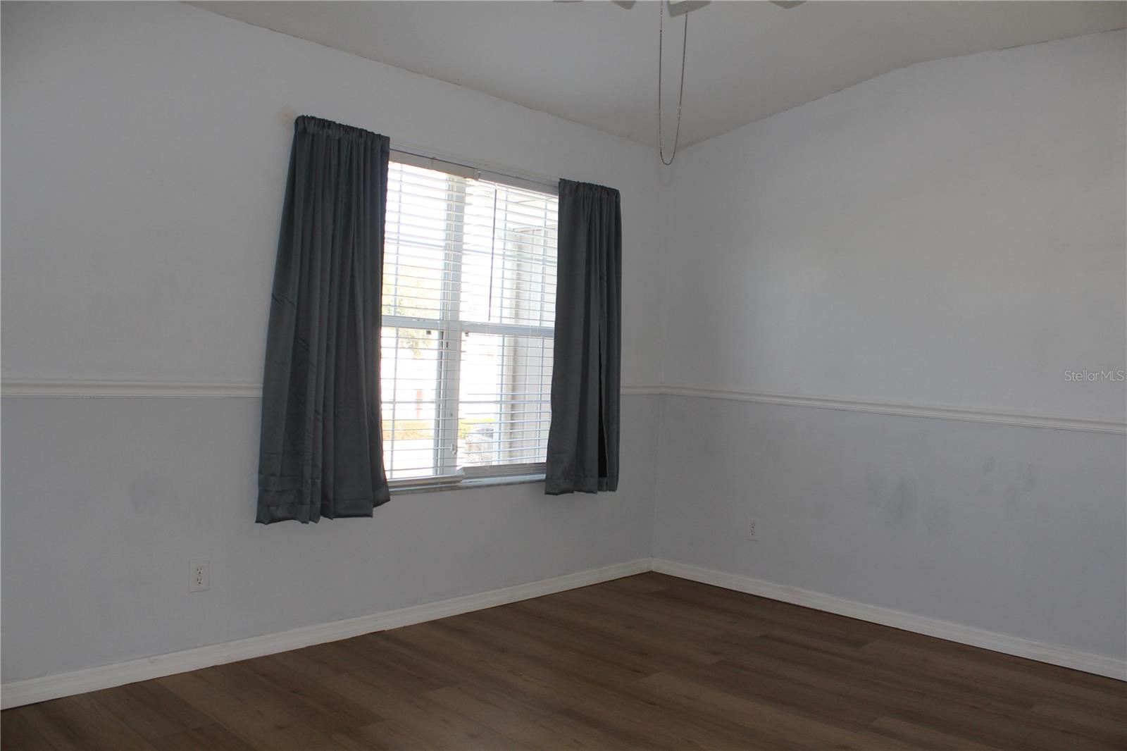 SWAN VIEW TWNHMS - Residential