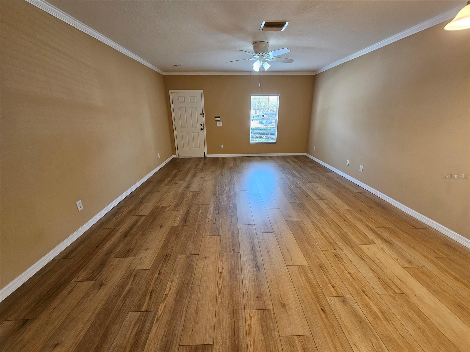 SWAN VIEW TWNHMS - Residential