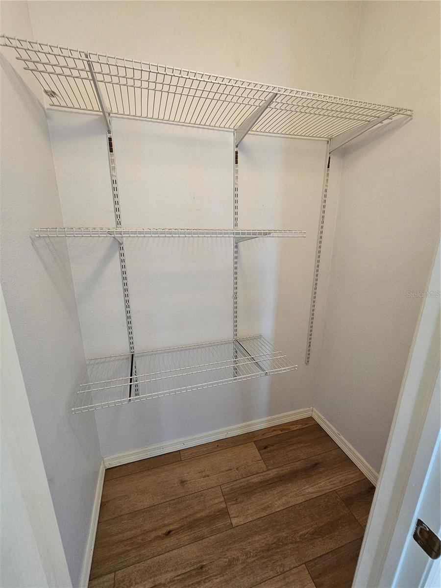 SWAN VIEW TWNHMS - Residential