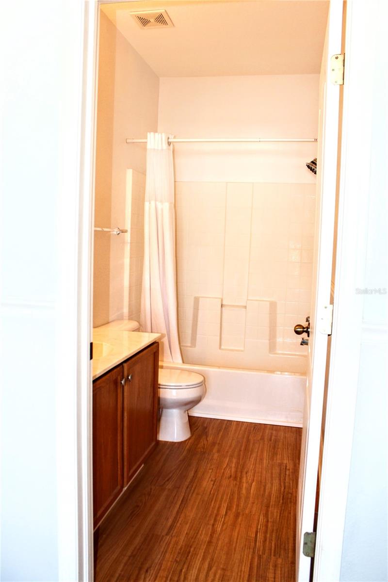 SWAN VIEW TWNHMS - Residential