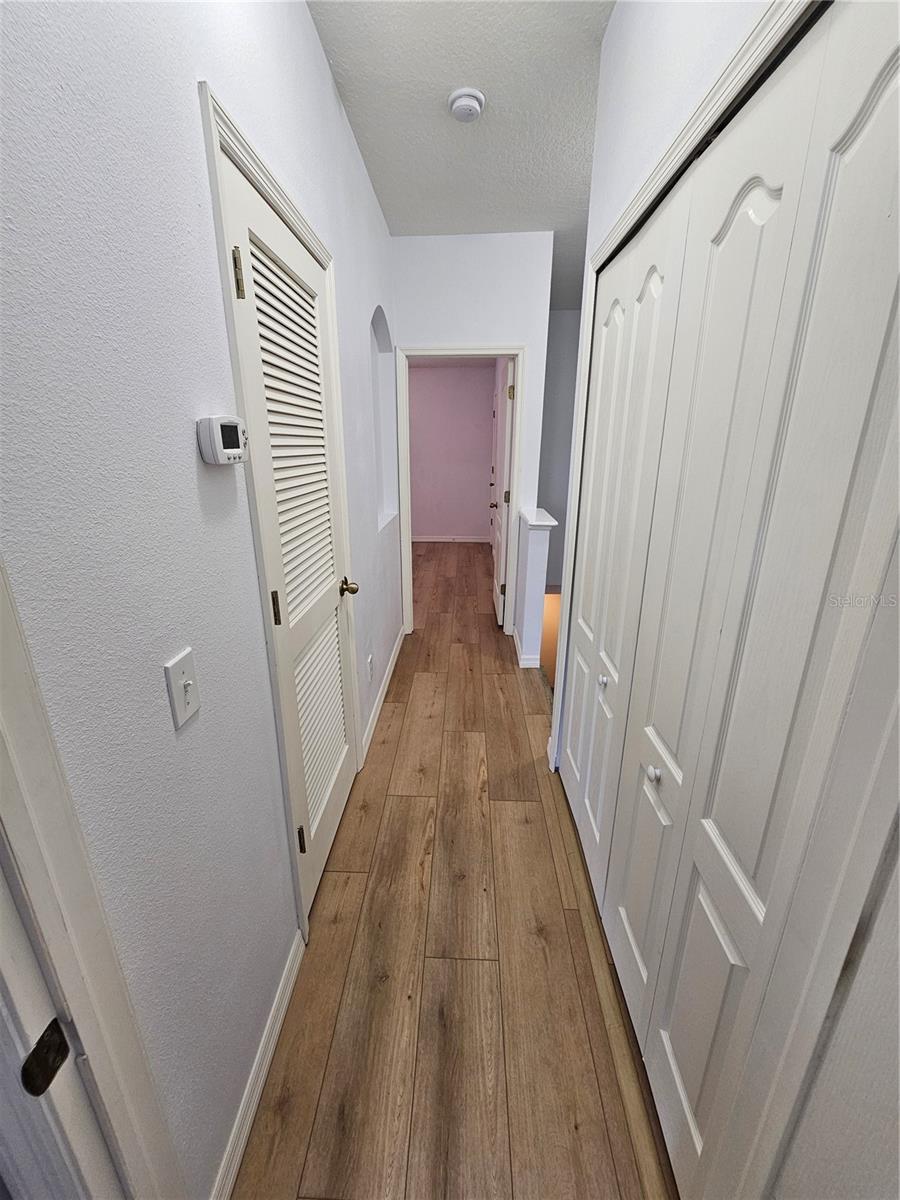 SWAN VIEW TWNHMS - Residential