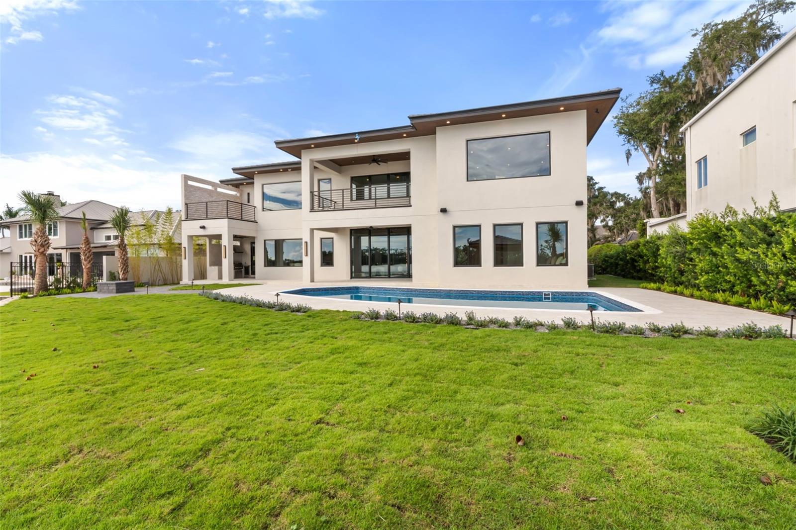 9117 BAY POINT DRIVE