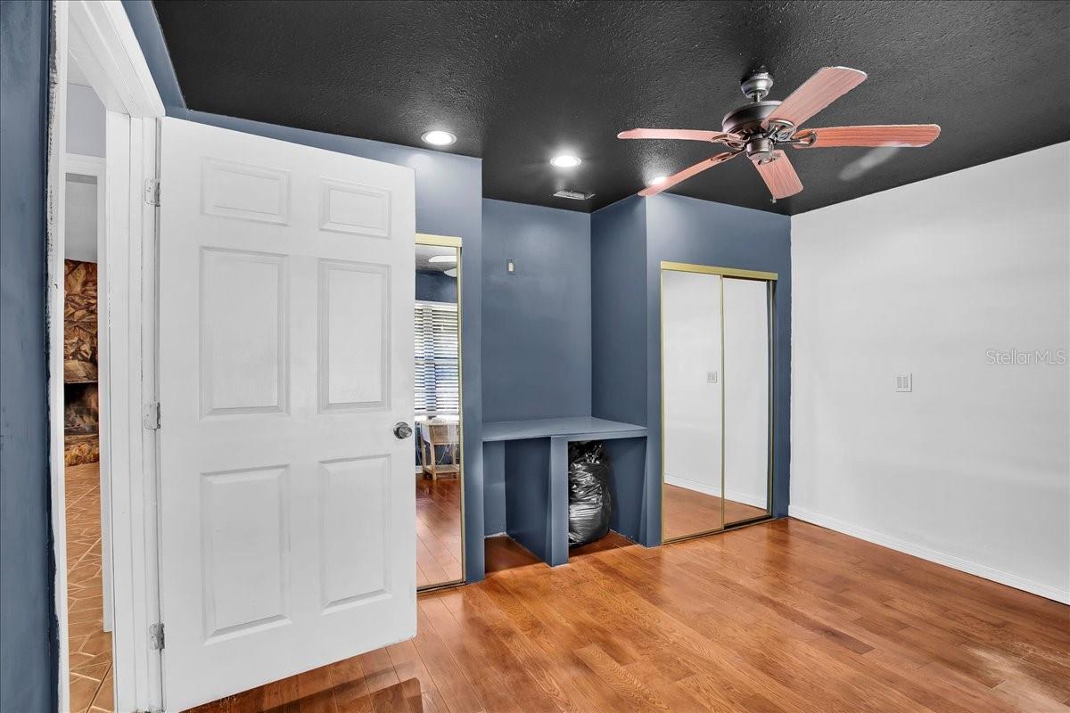 UNPLATTED - Residential