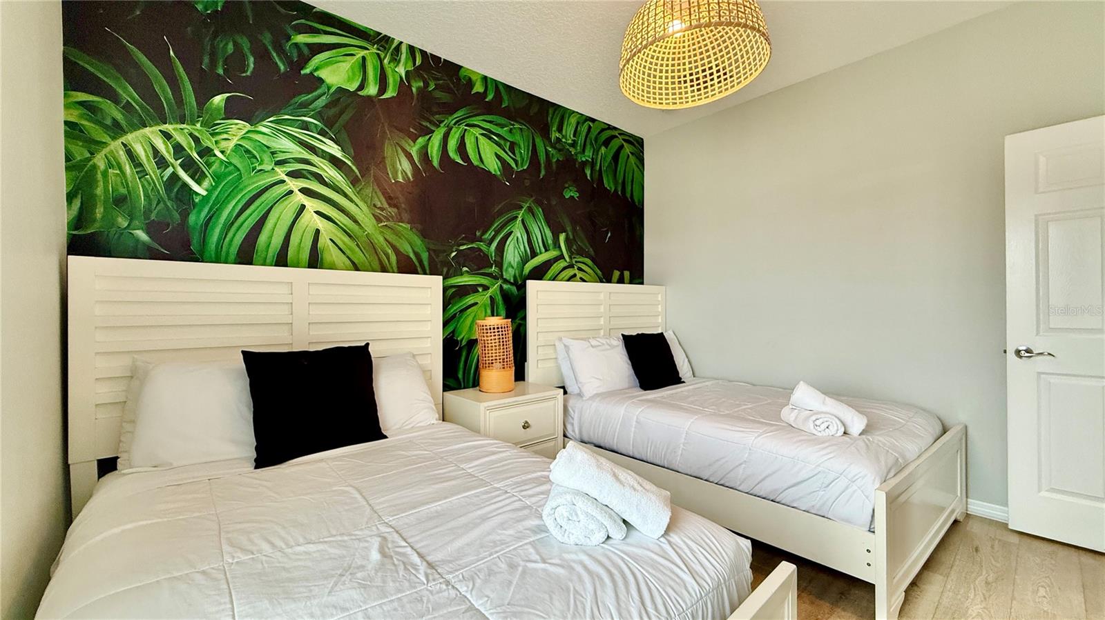 WEST LUCAYA VILLAGE - Residential