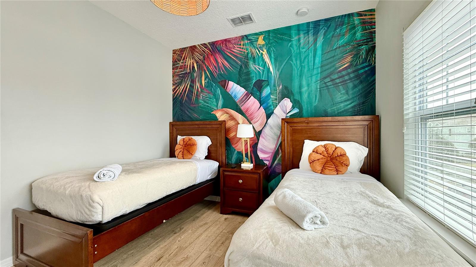 WEST LUCAYA VILLAGE - Residential